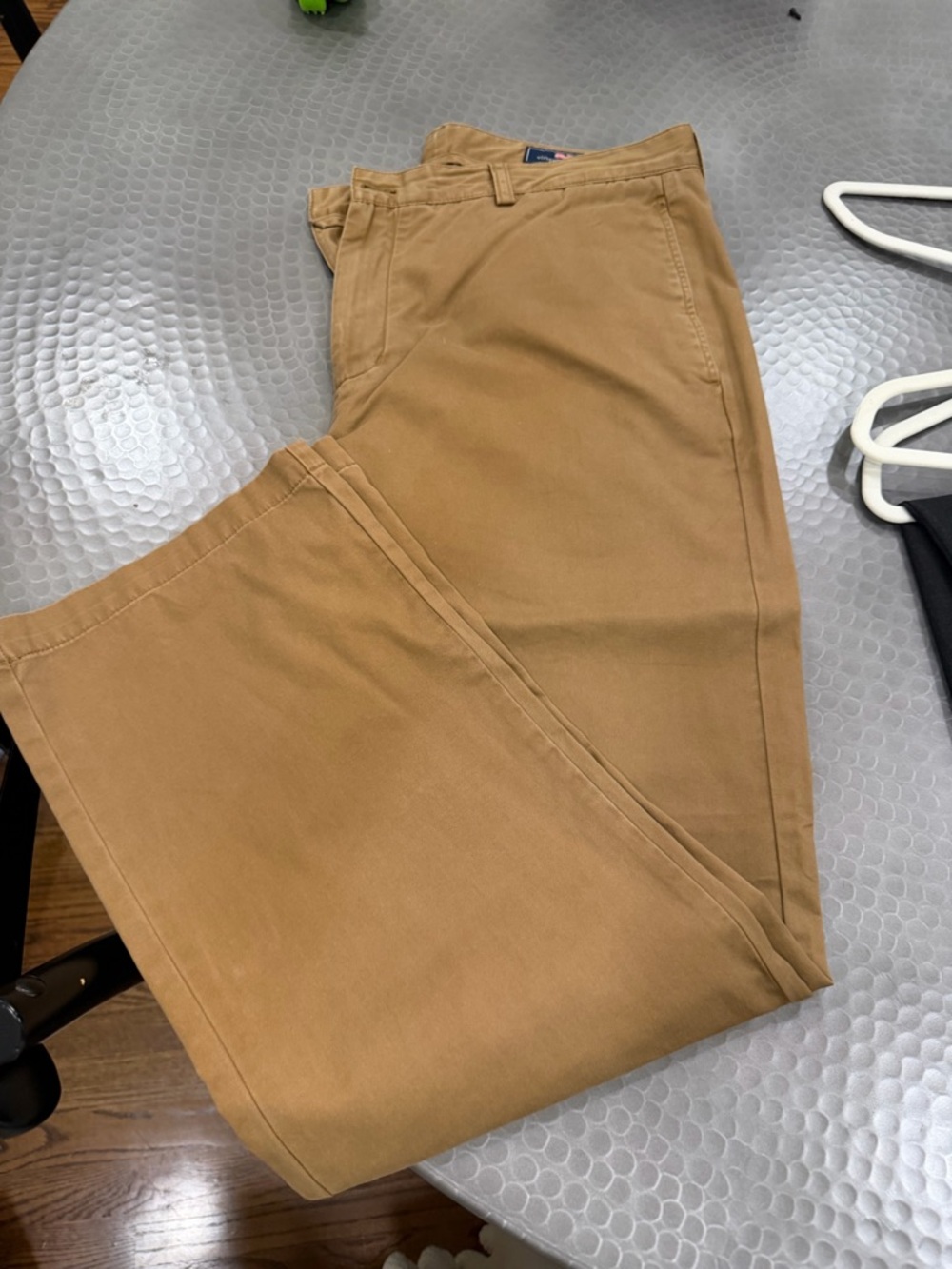 Vineyard Vines Men’s Chinos in Khaki Brown